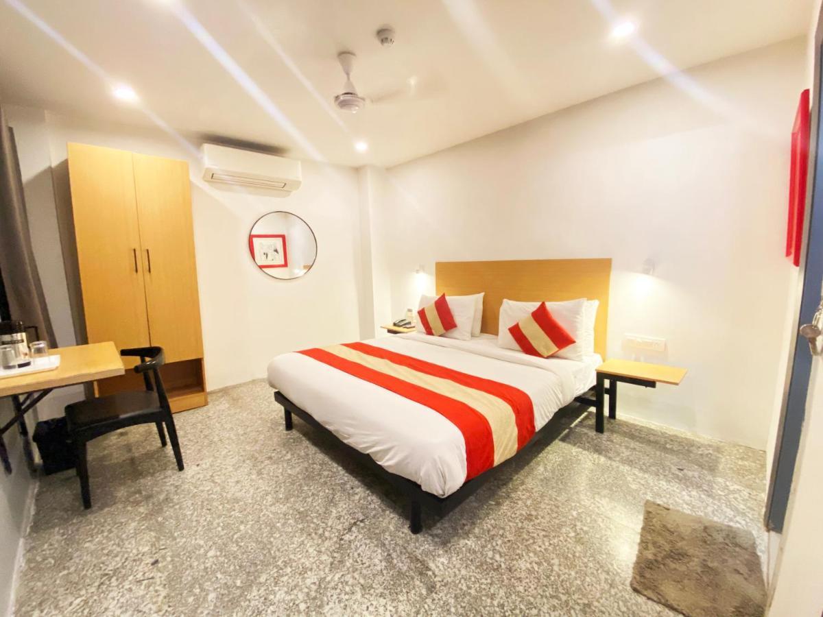 Hotel Yellow Saffron Δελχί Εξωτερικό φωτογραφία